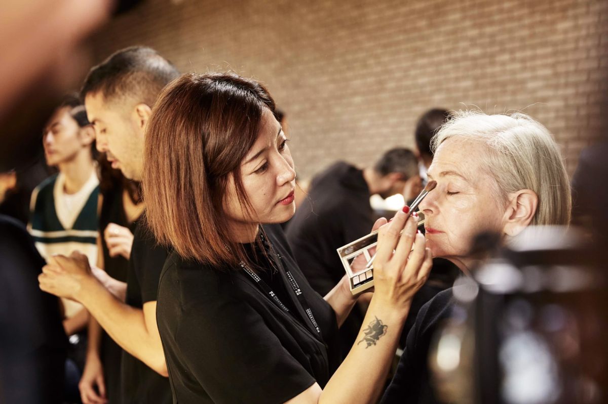 ▲形容自己是一個話不多甚至有點自閉的少女，但這名台南來的少女卻成功地打進時尚界的尖端，立足紐約成為彩妝界的大師。（圖／賴曼琳Romana提供）