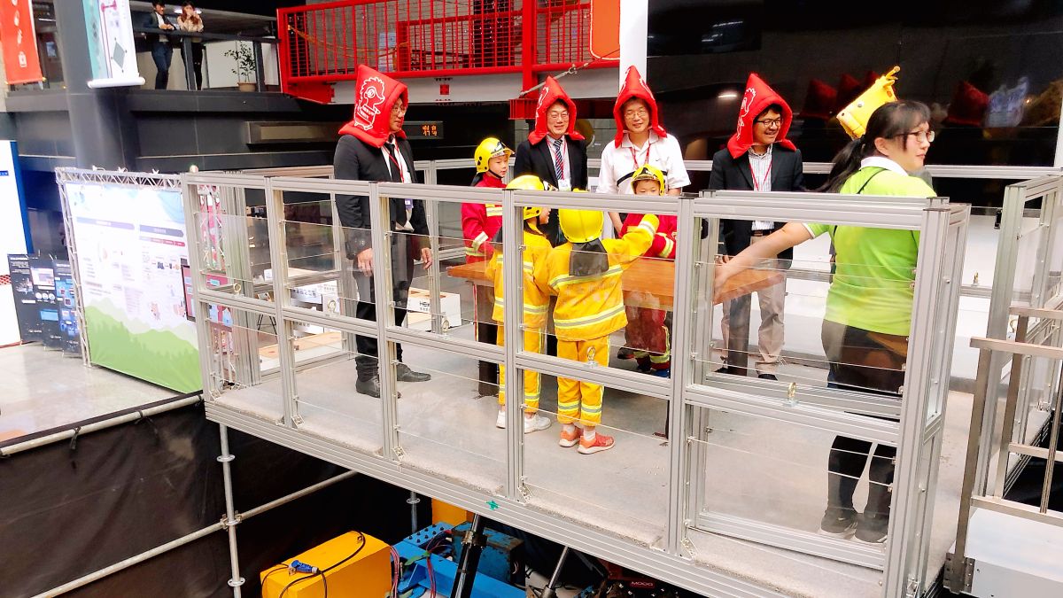 ▲「報吼恁先災-民生公共物聯網防救災領域主題展」藉由科普活動以及動、靜態展示，讓民眾對防災有更深入的認識與體驗。（圖／記者陳美嘉攝）