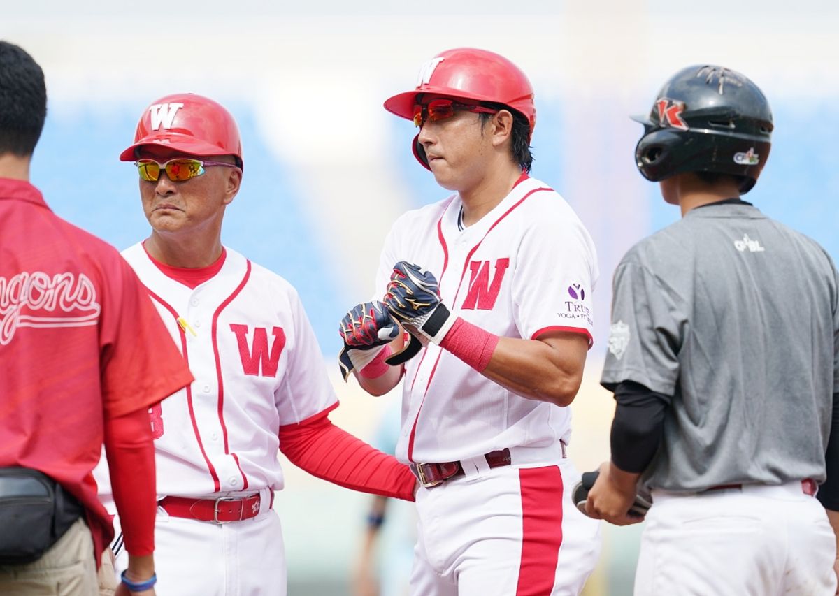 ▲味全龍川崎宗則在冬季聯盟對韓職聯隊的比賽中受傷。（圖／中職提供）