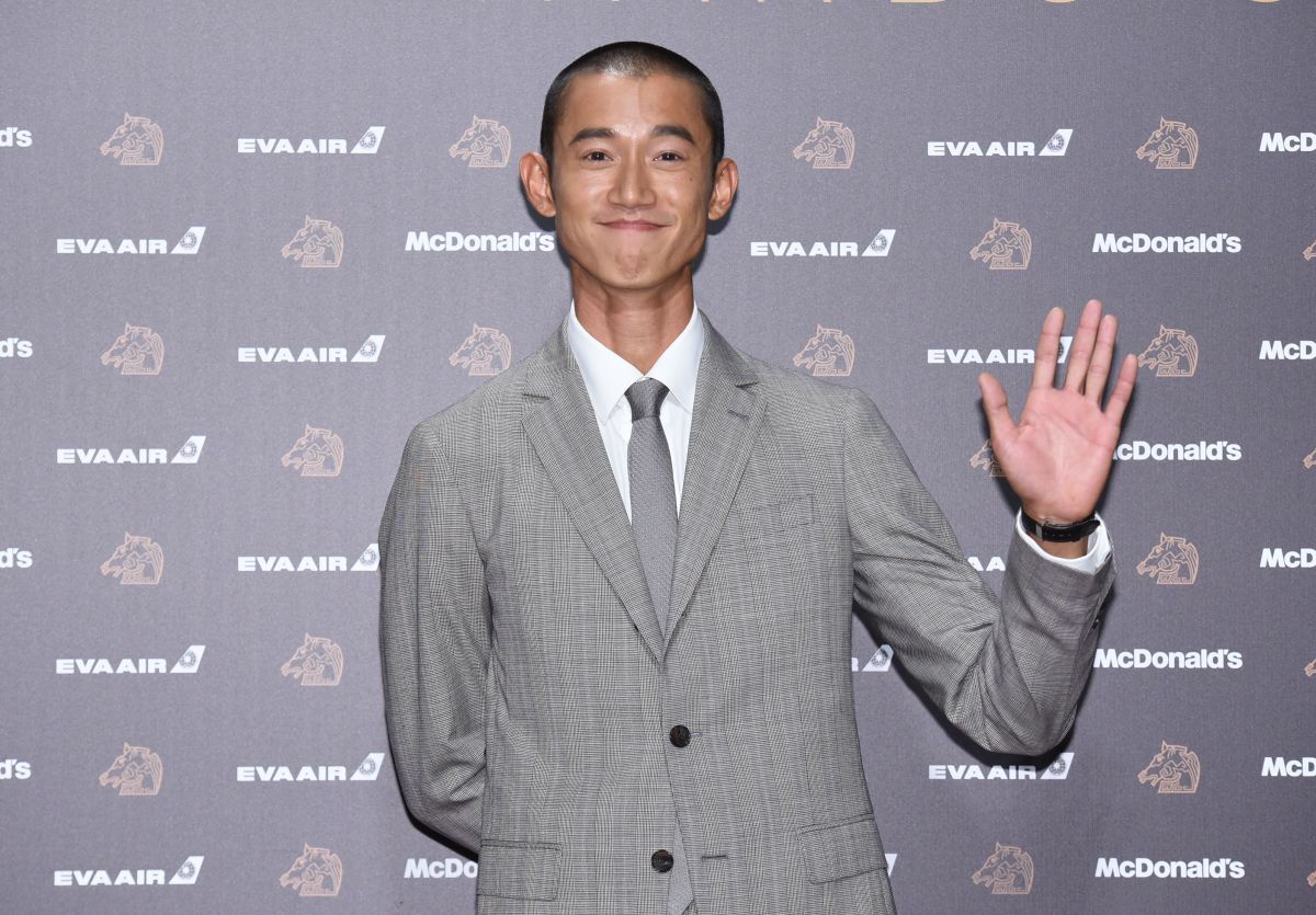 ▲吳慷仁帥氣走紅毯。（圖／NOWnews攝影中心，2019.11.23）