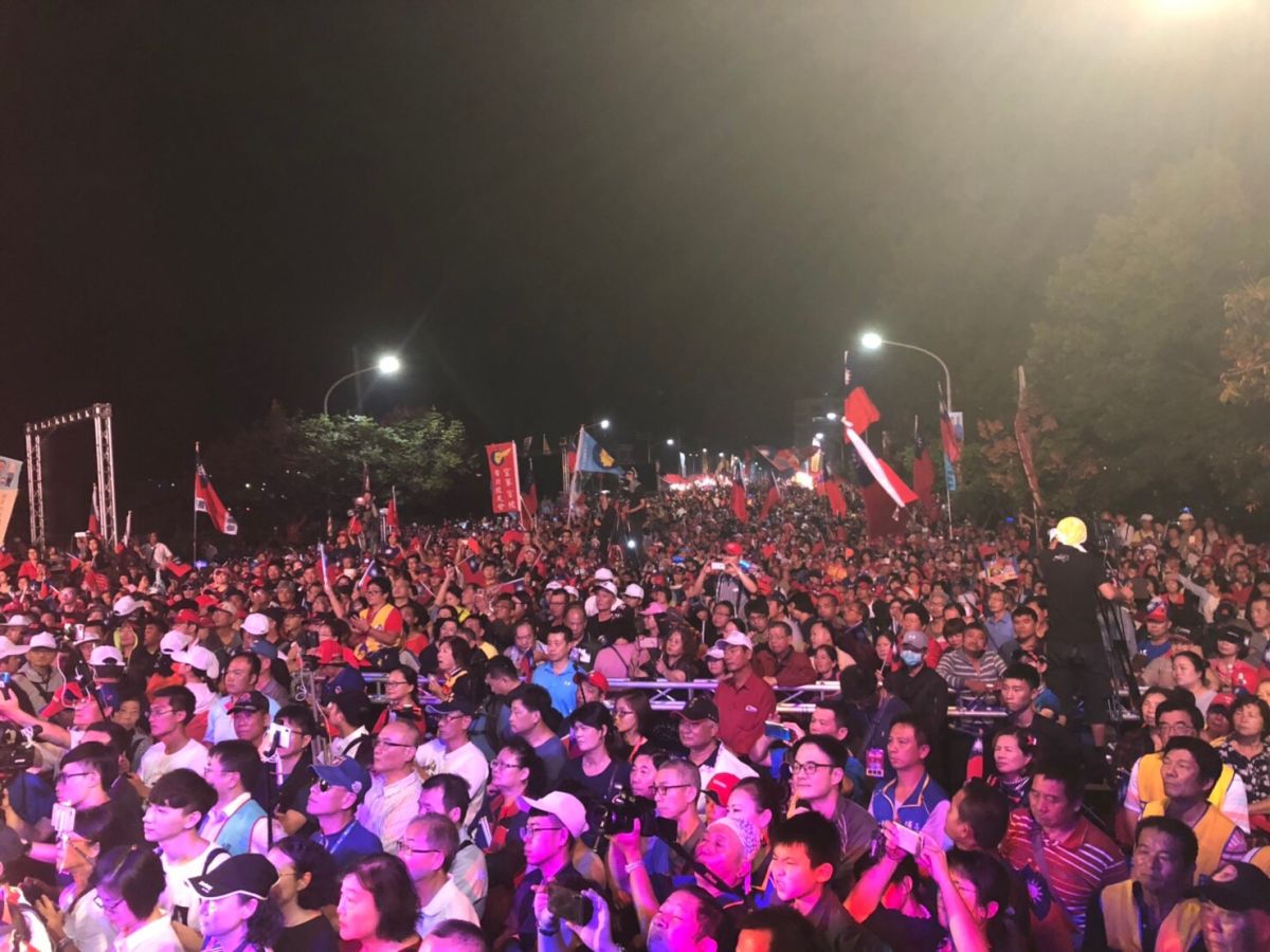 韓國瑜在嘉義水上造勢，現場12000張椅子座無虛席。 (圖/韓國瑜競選辦公室提供)