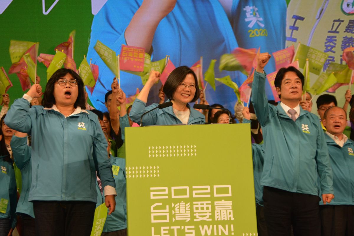 ▲總統蔡英文、前行政院長賴清德大力推薦王美惠。（圖／記者郭政隆攝影2019.11.24）