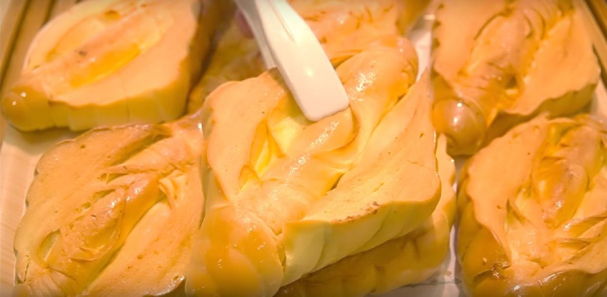 ▲日前有網友提問，不解為何羅宋麵包價格如此貴？對此，就引來網友討論。（圖／取自 Youtube ）