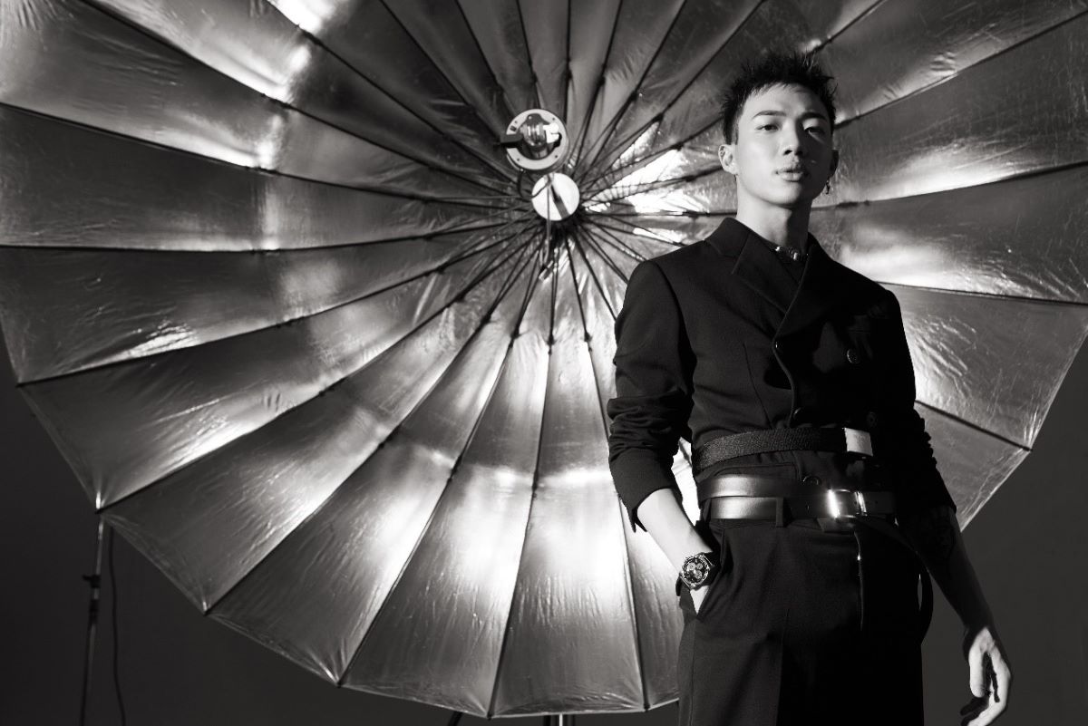 ▲新樂園創辦人ØZI，繼第30屆金曲獎以專輯 ØZI: THE ALBUM 得到最佳新人獎後，又在第十屆金音獎頒獎典禮上，以同張專輯得到『最佳節奏藍調專輯』。（圖／資料照片）