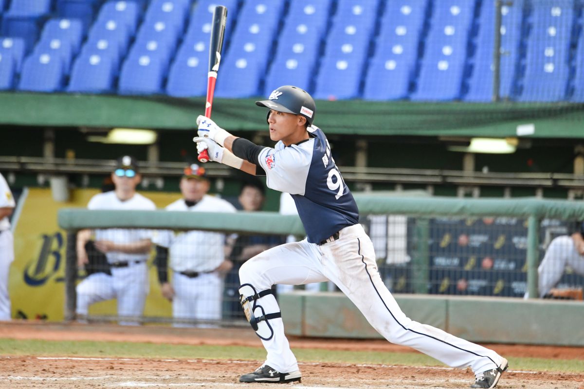▲陳晨威在冬季聯盟敲出再見安打。（圖／中職提供）
