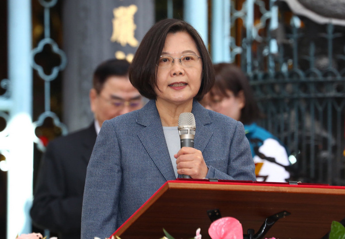 ▲被問到若是連任，會否想在第二任期內與大陸領導人習近平展開「蔡習會」？蔡英文坦言，目前沒有排除任何互動的可能性。（圖／中央社資料圖片）