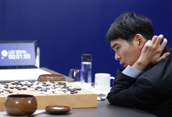 南韓棋王李世石是唯一打敗過Google人工智慧系統AlphaGo的人類棋手。（圖/美聯社）