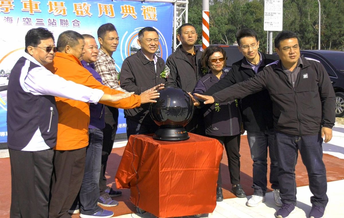 ▲由金門縣政府興建的航空站第三停車場今日揭牌啟用。（圖／蔡若喬攝, 2019.11.29）