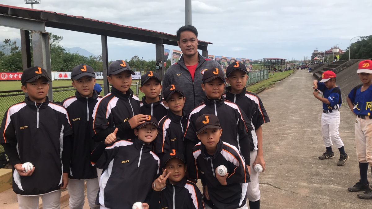 ▲中信兄弟林智勝出席關懷盃少棒賽。（圖／記者雷明正攝影）