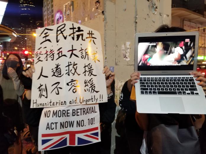 ▲831太子站暴力事件發生至今三個月，太子站關閉多時重開，再度爆發警民衝突。（圖／翻攝香港 01）