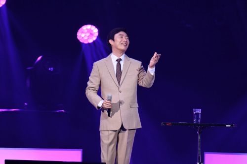 ▲費玉清早在6年前就封麥，退休當包租公了。（圖／資料照）