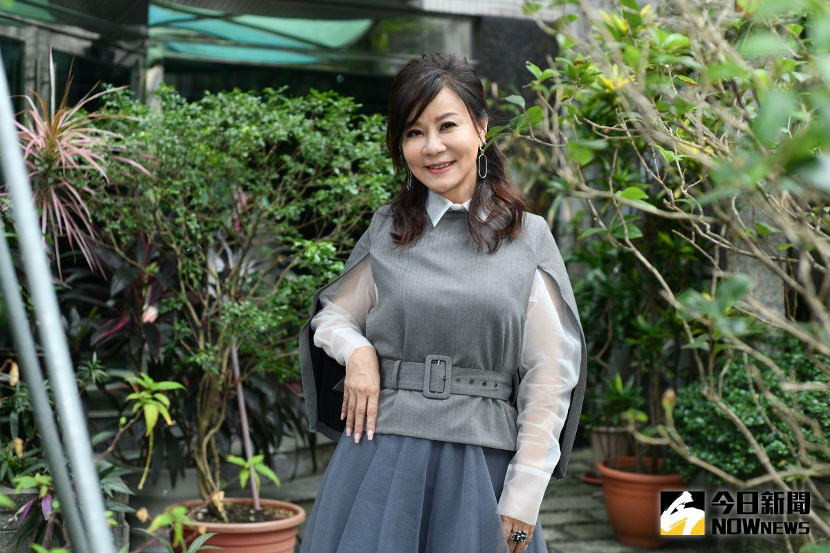 ▲龍千玉斜槓當直播主賣衣服。（圖／NOWnews資料照）