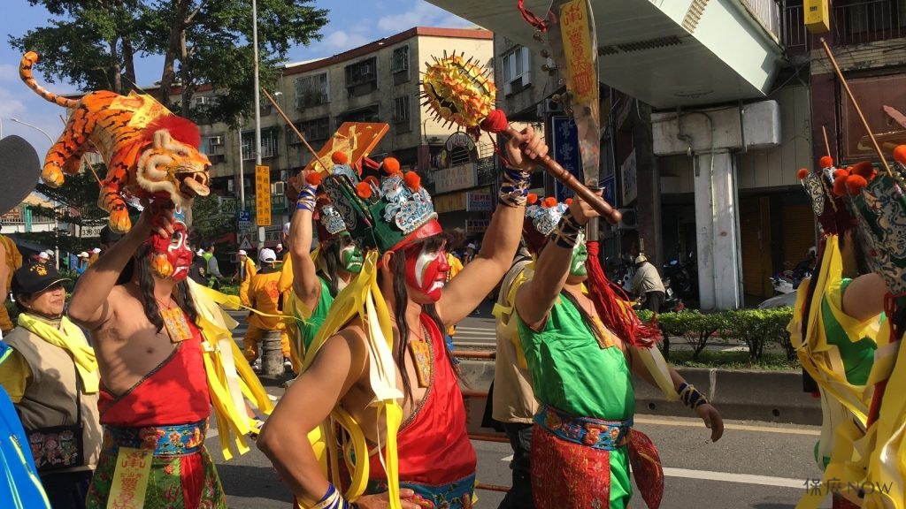 青山宮八將團是最受矚目的陣頭，也是青山王的護衛。（圖為青山宮八將團，記者黃彥昇攝）