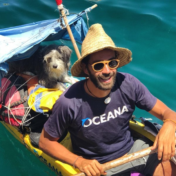 男子划獨木舟橫跨地中海　遇見夢想狗狗加入成為人生「伴旅」
