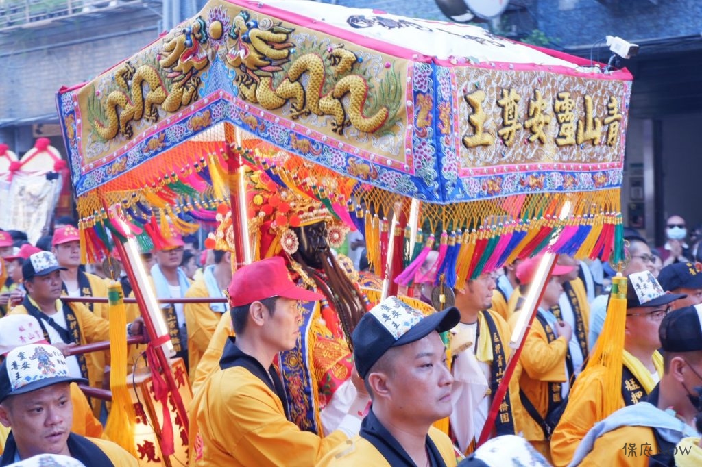 艋舺大拜拜靈安尊王聖駕。（圖／記者連宜方攝）