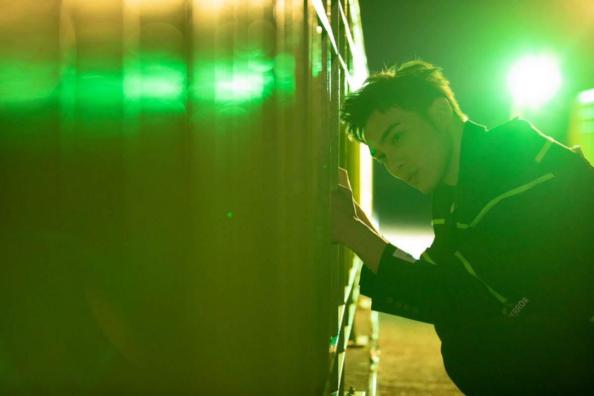 ▲黃偉晉回歸歌手身分，推出單曲〈北極光〉。（圖／愛貝克思提供）