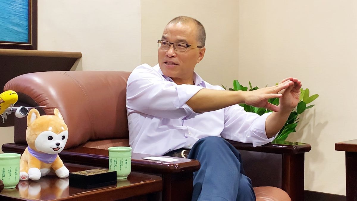 ▲屏東縣長潘孟安宣稱「高雄捷運確定延伸東港」。高雄市副市長葉匡今(3)日直接表示，這是假新聞，葉匡時指出高捷延伸東港連「可行性研究」都還沒做。（圖／記者郭俊暉攝，2019.12.03）

