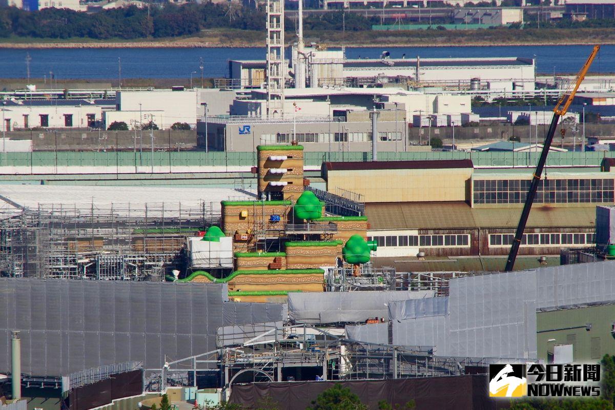 ▲日本環球影城「 SUPER NINTENDO WORLD 」預計 2020 年開幕，根據民眾提供的最新工程進度照片，已經可以看見不少經典場景輪廓，讓不少遊客相當期待。（圖／民眾提供）