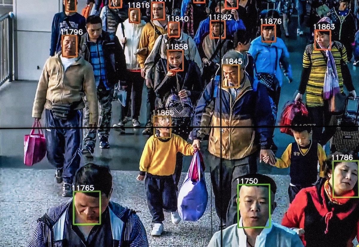 ▲面部辨識系統在中國十分普及，人們的生活不時需要用到該技術。（圖／翻攝自 Wired ）