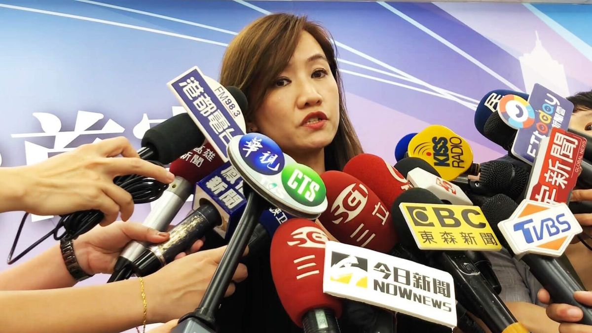 ▲韓國瑜競選總部總發言人王淺秋。（圖／記者郭俊暉攝）