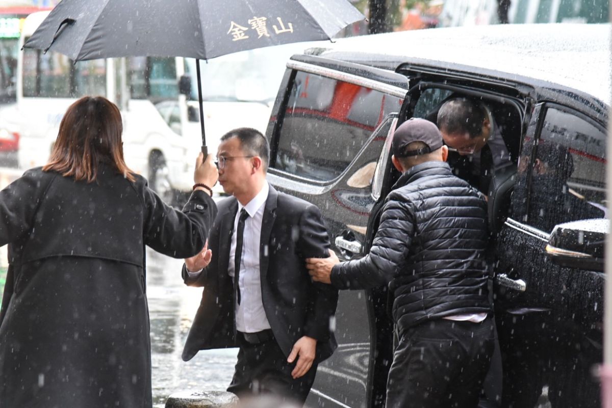 ▲「浙江衛視」派代表弔唁高以翔。（圖／記者葉政勳攝）