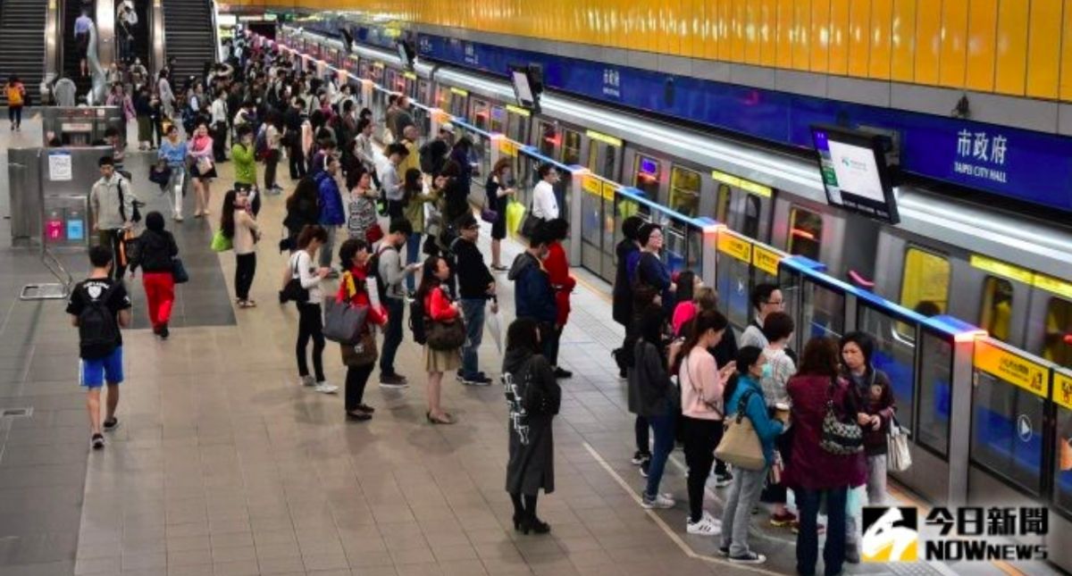 ▲不少台北人通勤都是靠捷運。（圖／NOWnews資料照片）