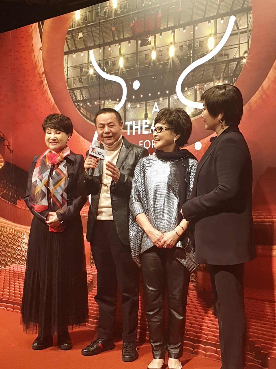 ▲由唐美雲歌仔戲團演出的「月夜情愁」最終回在台中歌劇院登場。（ 圖／金武鳳攝，2019.12.9)