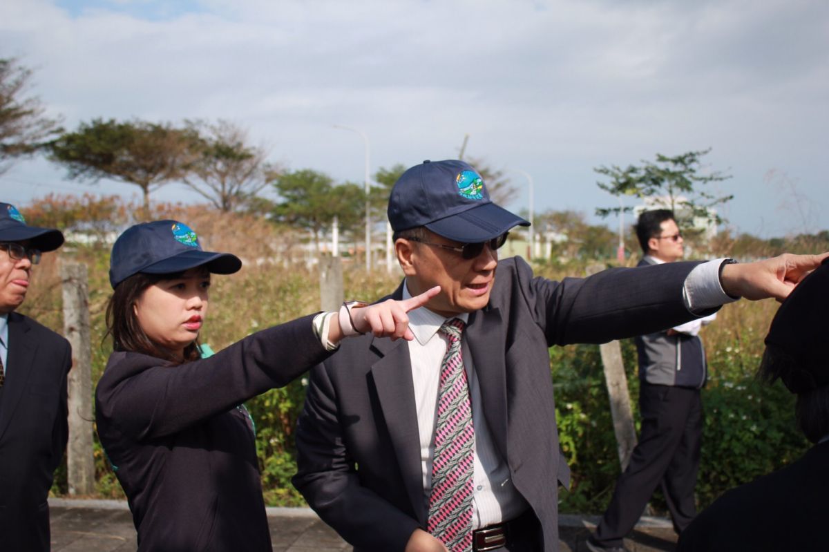 ▲立法委員呂孫綾與內政部長徐國勇今(11)天前往淡海新市鎮視察。（圖／呂孫綾辦公室提供）