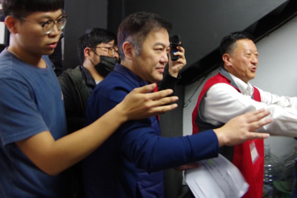 ▲遠東航空董事長張綱維稱停飛是一場烏龍，是部分同事誤判情勢才會發布停飛公告。（圖／記者陳致宇攝, 2019.12.13）