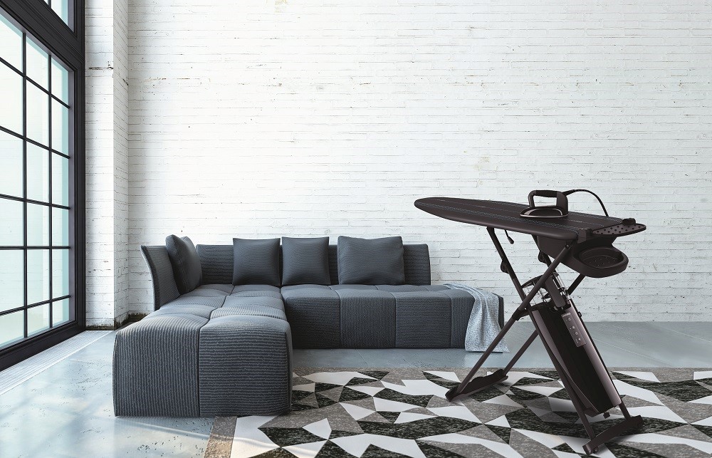 ▲世界級家電 全國電子開賣LAURASTAR頂級高壓熨燙系統 。（圖／公關照片）