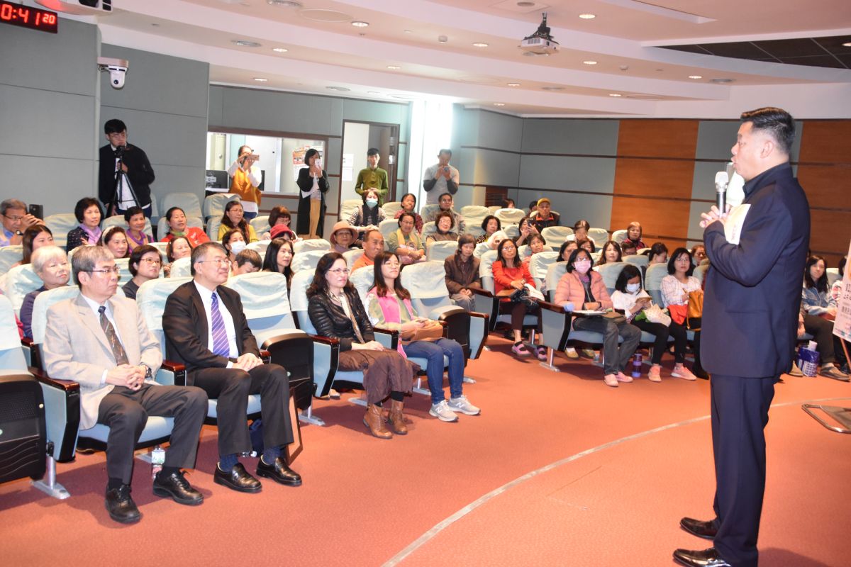 ▲汪建民期待大家找到屬於自己的照顧模式，現場聽眾感同身受，場面十分溫馨。（圖／記者葉靜美攝，2019.12.14）