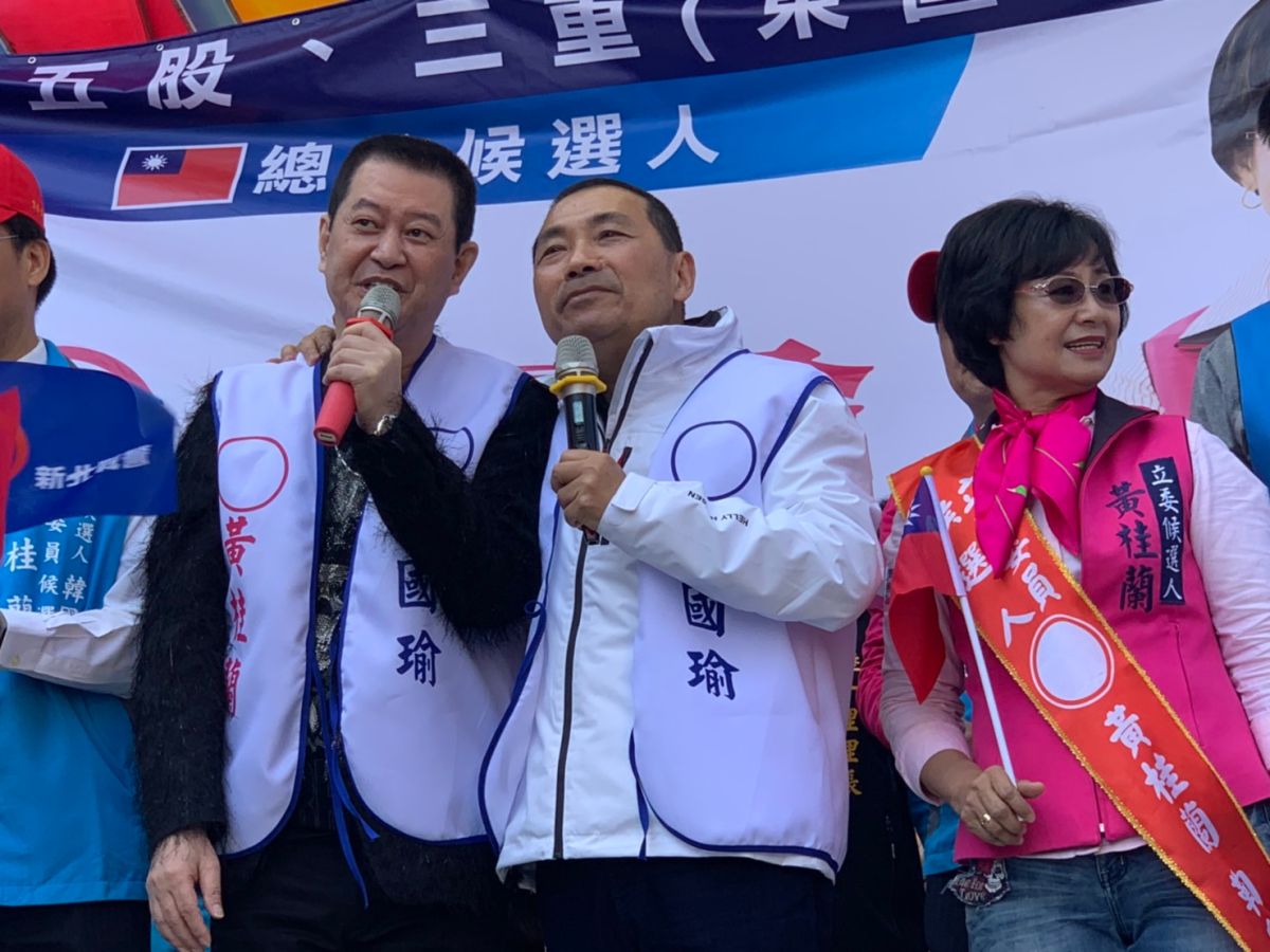 ▲新北市長侯友宜與前市長朱立倫今（5）日來到五股為國民黨新北市第二選區立委候選人黃桂蘭站台。（圖／記者宋原彰攝，2019.12.15）