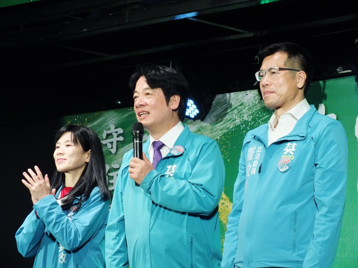 ▲民進黨新北市立委第7選區（板橋東區）候選人羅致政今晚在板橋埔墘公園舉辦造勢晚會。（圖／記者宋原彰攝，2019.12.15）