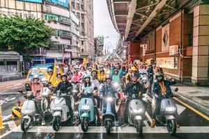▲電動機車目前僅佔整體機車總數不到2%, smat 期望政府設定盡快設定 2020年百萬電動機車。(圖/台灣智慧移動產業協會提供) ▲來台北玩「共享機車」超方便?答案意外點出關鍵。(示意圖/台灣智慧移動產業協會提供)