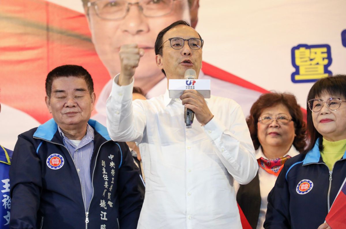 ▲朱立倫說，過程中民進黨一定會見縫插針、製造對立，藍營要團結，把任何傳言都當作是選戰的惡意策略，「沒有所謂分裂的問題，只有團結的努力。」（圖／朱立倫辦公室提供）