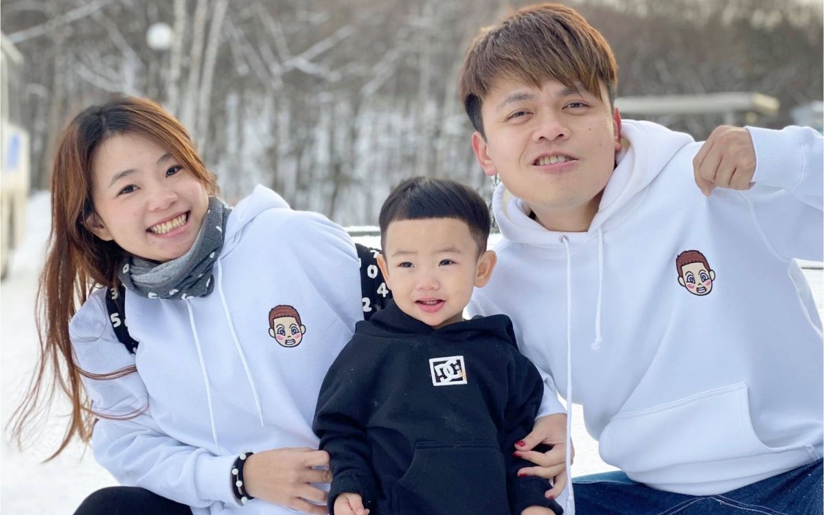 ▲ 蔡阿嘎和老婆二伯結婚3年，育有一子蔡桃貴。（圖／ 翻攝臉書） 