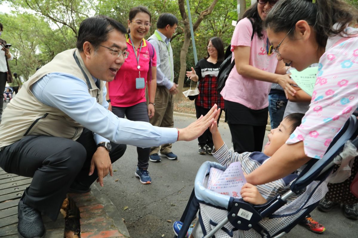 ▲就職即將滿周年，台南市長黃偉哲給自己評分「70分」，未來朝「90分」努力邁進。（圖／台南市政府）