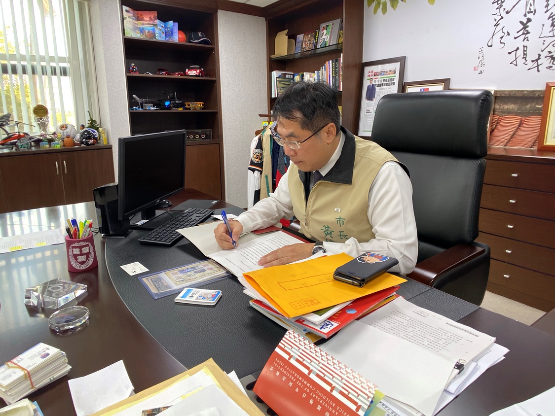 ▲黃偉哲強調，他不斷提醒市府同仁，市政一刻都不能鬆懈，「枕戈待旦，隨時備戰」。（圖／記者陳聖璋攝，2019.12.17）