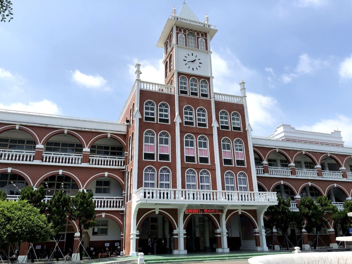 ▲百年私校長榮中學驚爆沒錢發薪。（圖／記者陳聖璋攝）