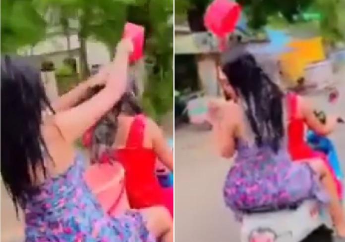 影／超狂印尼網美邊騎車邊洗頭　粉絲上傳影片後被開罰
