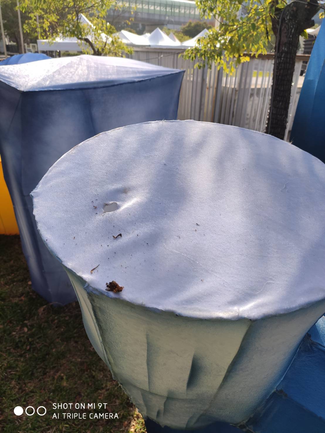 ▲台灣燈會文心森林公園副展區，發現數處疑似遭民眾破壞跡象。(圖／觀旅局提供2019.12.19)