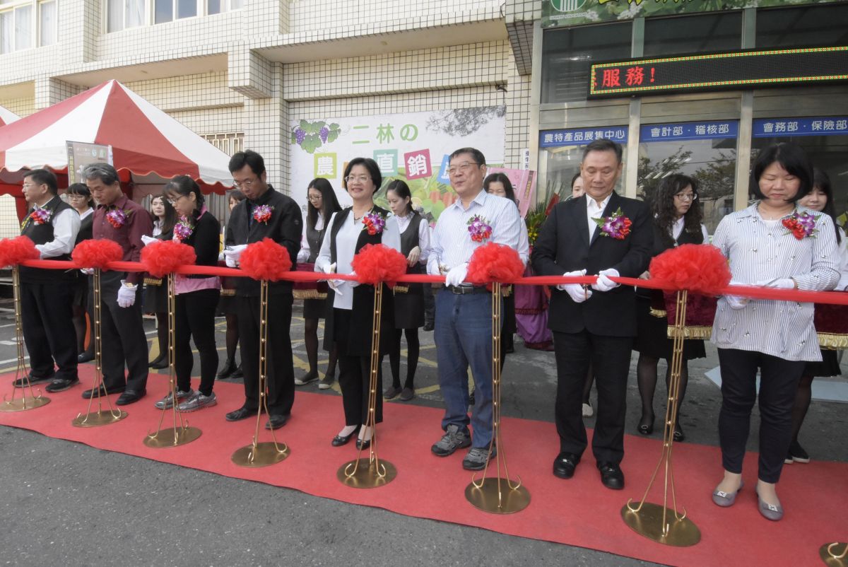 ▲彰化縣第一家由農民自訂價格的銷售蔬果據點「二林農民直銷站」，在二林鎮農會正式開幕。（圖／記者陳雅芳攝，2019.12.19）