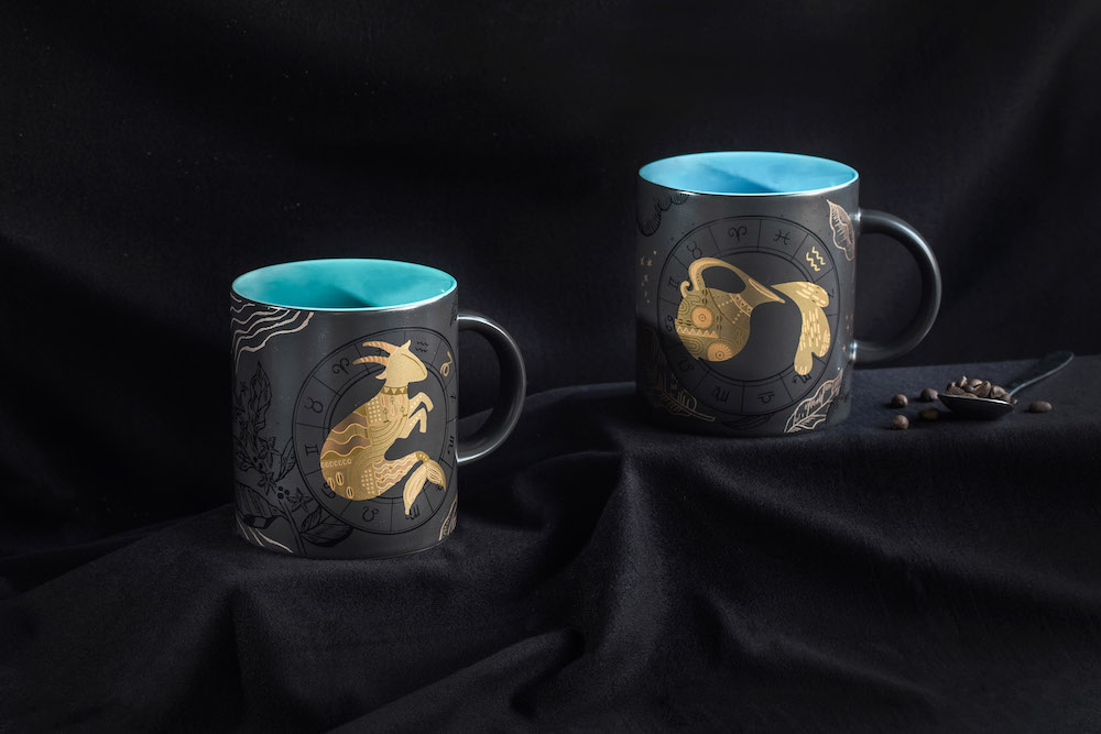 ▲呼應每月份有不同的星座代表，當月份專屬星座的馬克杯將陸續於2020年上市，首波上市的為代表12月及1月的摩羯座及水瓶座。（圖／業者提供）
