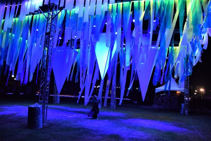 ▲2019年對澎管處來說是豐碩的一年，國際海灣燈光節的裝置藝術「隱匿之海」，榮獲「2019年布里斯本設計展覽設計類-金獎」。（圖／記者張塵攝，2019.12.20）