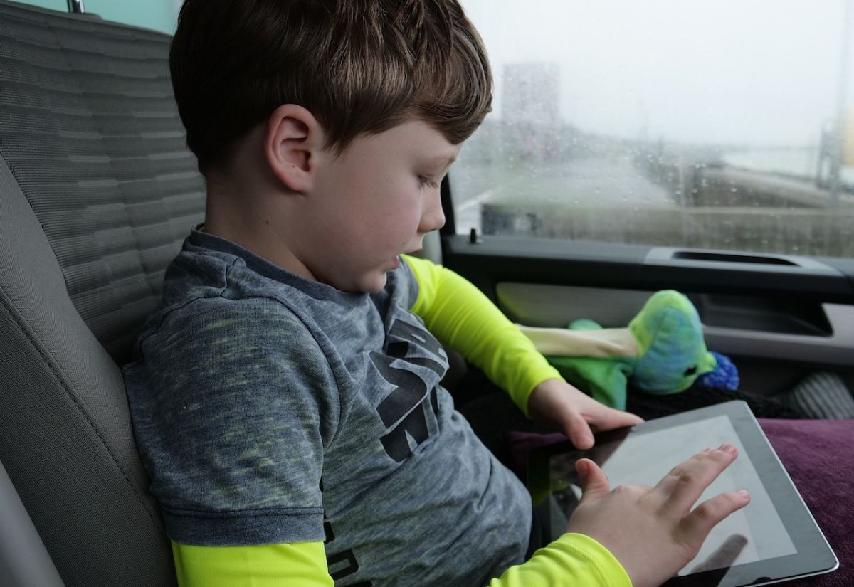 ▲今年9月起生生用平板，卻傳出偏鄉小學平板短缺、基層學校人力短缺、學校擔心頻寬不夠用等問題。（示意圖／翻攝自 Pixabay ）