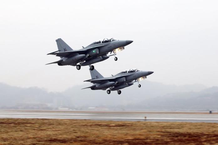 ▲菲律賓國防部長支持深化台菲防衛合作。圖為菲律賓空軍FA-50戰機。（圖／KAI）