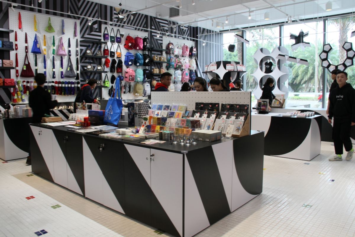 ▲哈台風正在韓國流行，業者引進韓國潮牌進駐新天堂樂園，為韓國品牌打開在花蓮的商機。（圖／記者鄭志宏攝）