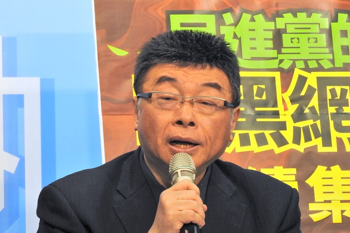 ▲曾緊追扁案的前立委邱毅表示，關鍵證人黃芳彥自殺的結局，間接也印證他先前的預言。( 圖 / 記者陳弘志攝 )