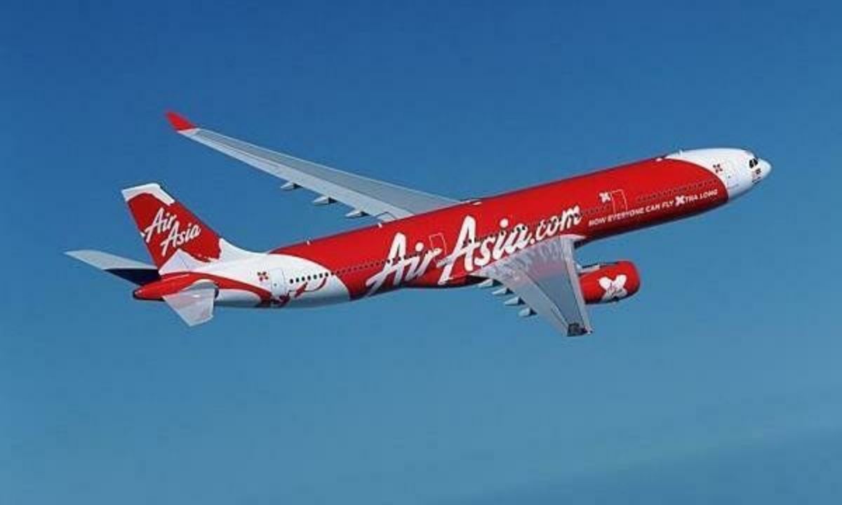 ▲亞航一架飛往中國深圳的客機昨（26）日晚間發生引擎起火事故，緊急返航馬來西亞吉隆坡機場。（圖／翻攝自vnexpress）