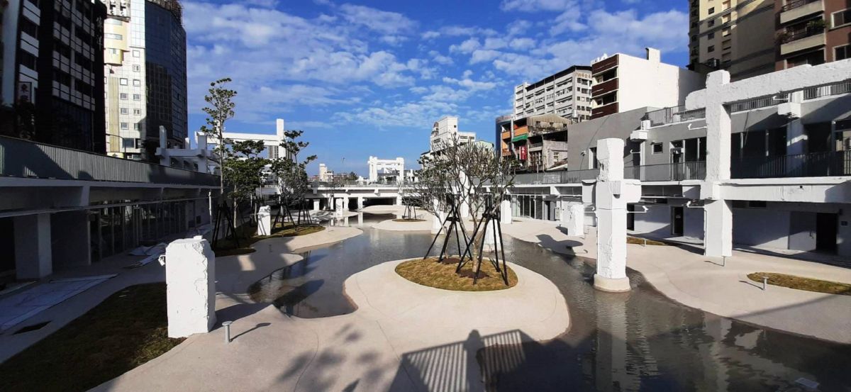 ▲台南市中國城拆除改建成「河樂廣場」，使區域煥然一新。（圖／台南市都發局官網）